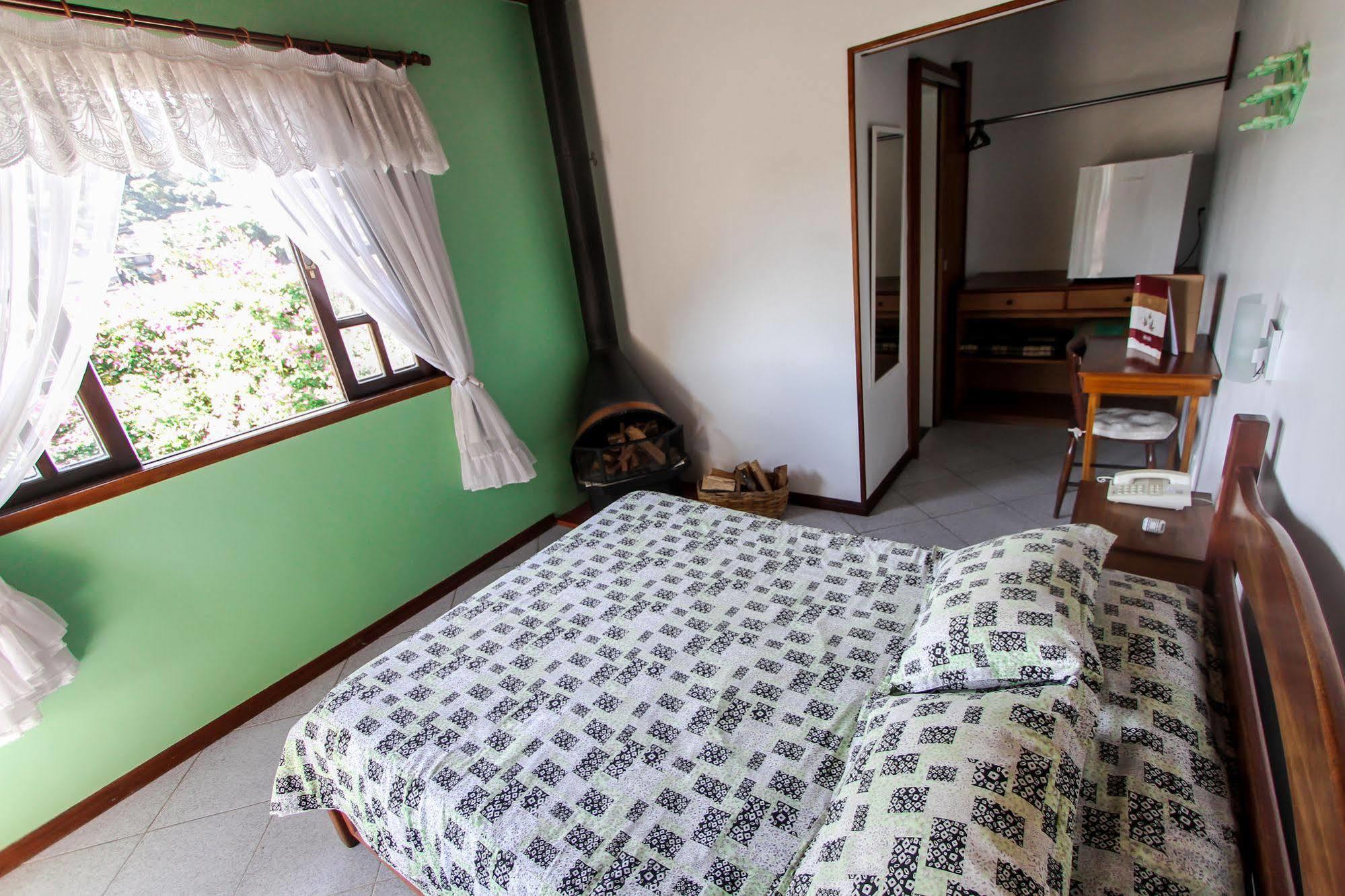 Pousada Morada Das Flores Petrópolis エクステリア 写真